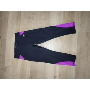 NYL Sport Women's Capri Activewear Leggings Size S Black and Purple